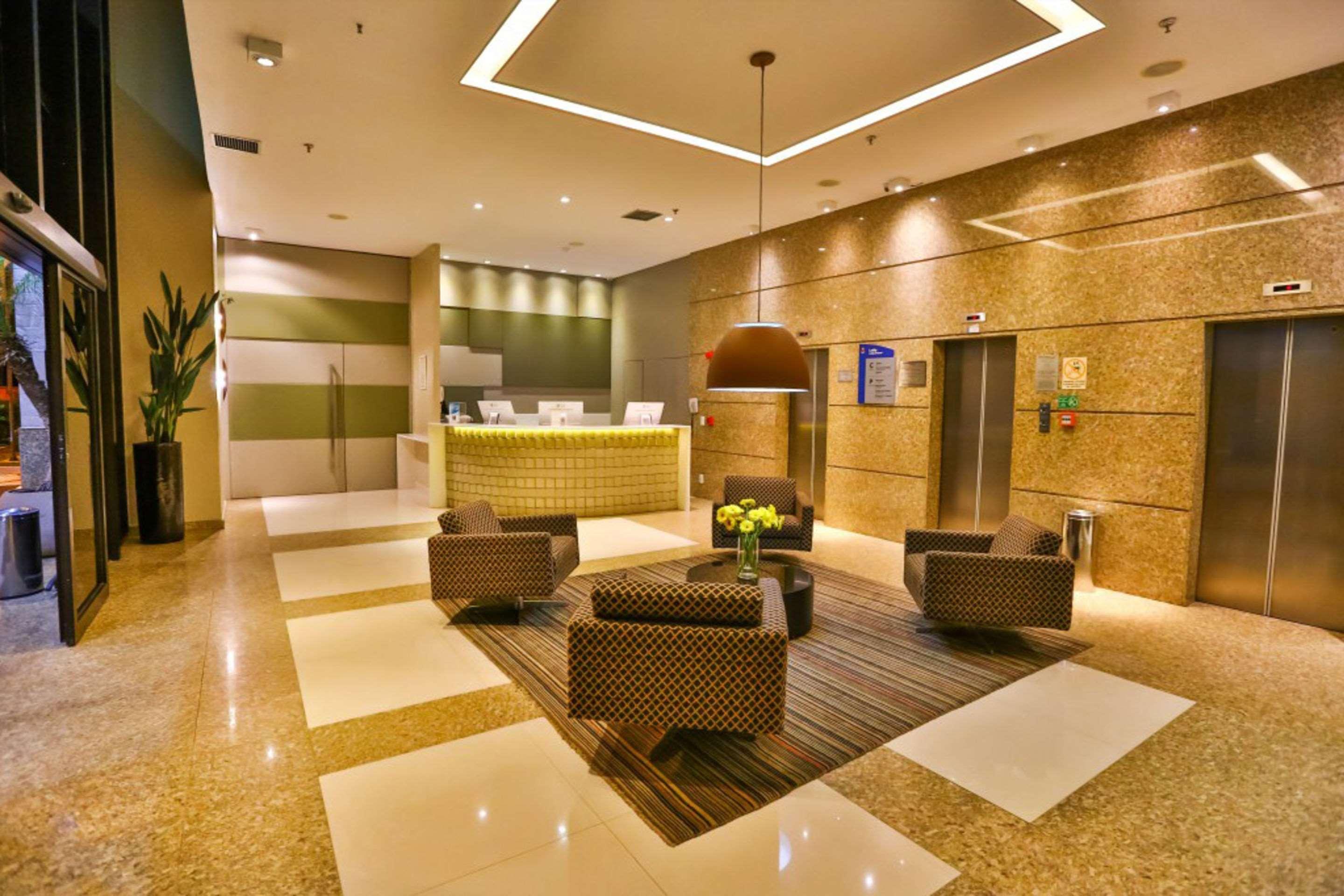 Vista Lobby Comfort Hotel Taguatinga