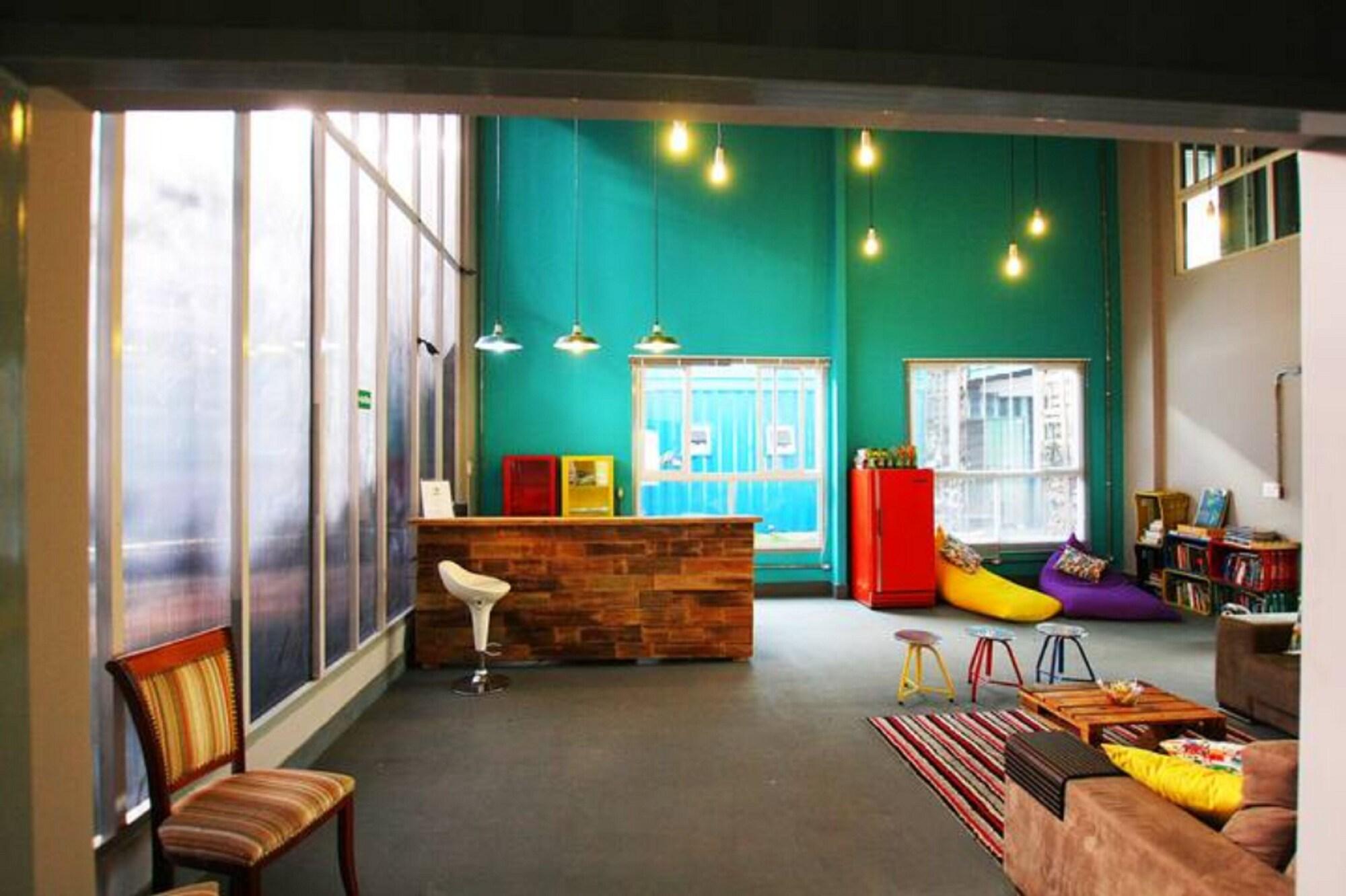 Vista Lobby Tetris Container Hostel