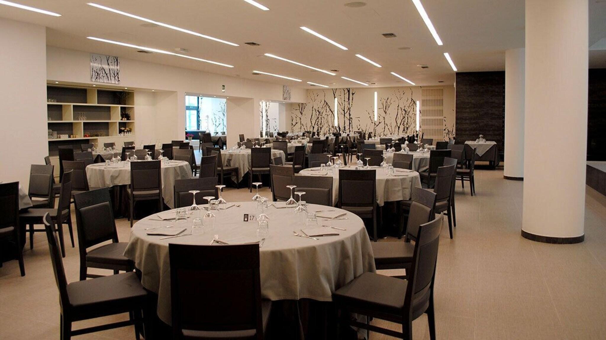 Salón de Baile Hotel La Tavernetta