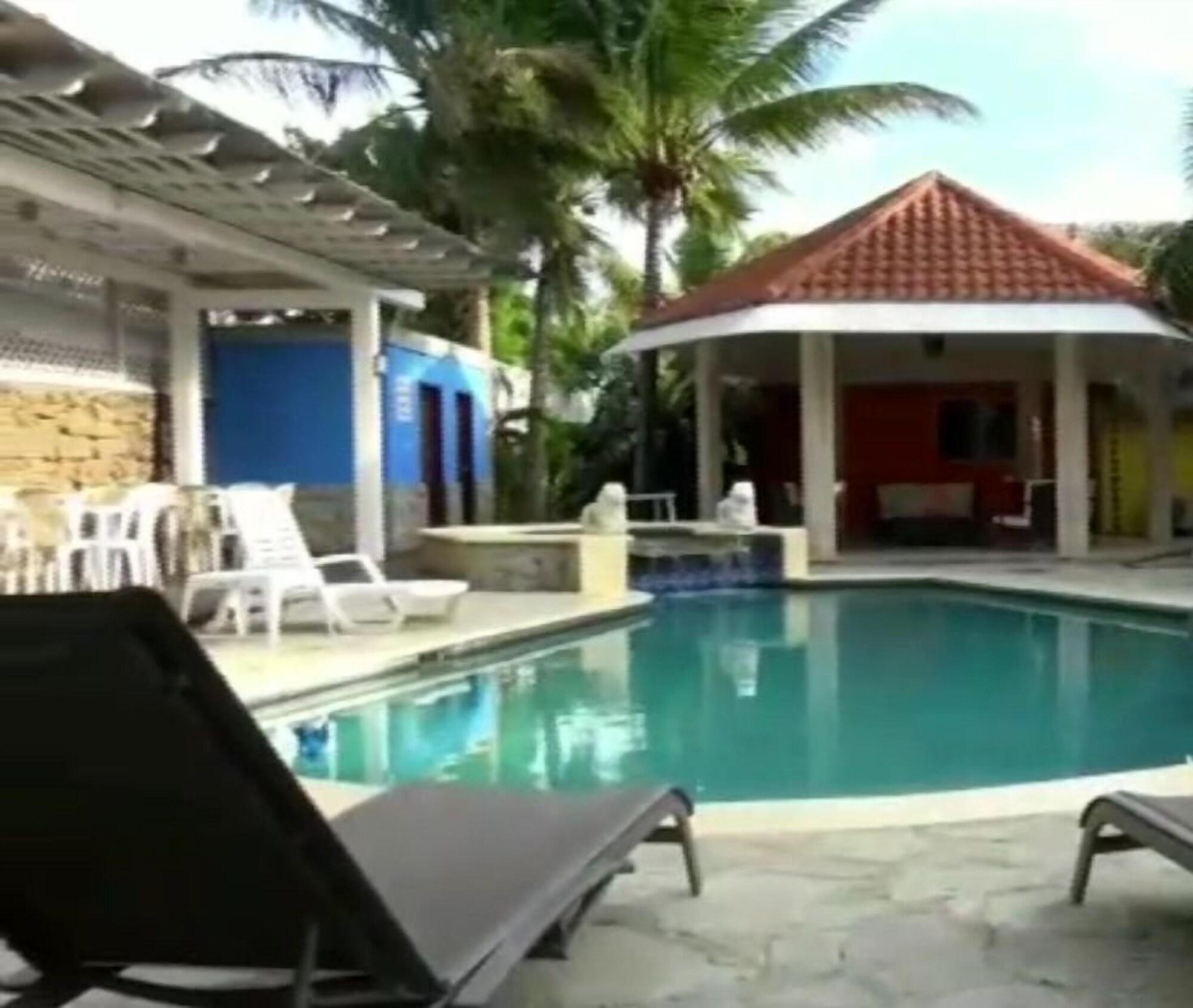 Vista Piscina Hotel El Cayito Beach Resort Montecristi