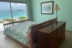 Alquiler Vacacional - Little Exuma Home on Tropic of Cancer Beach
