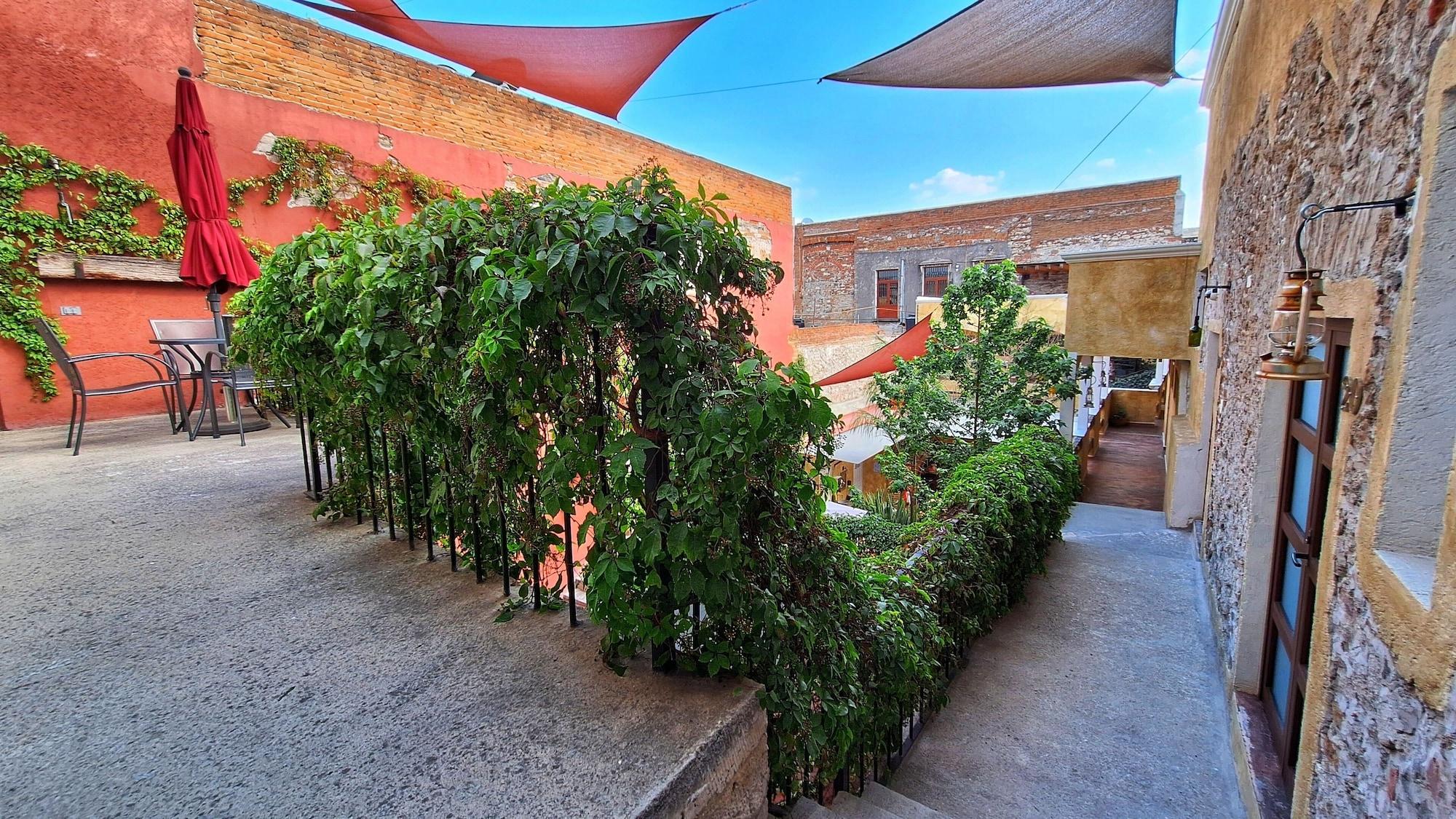 Vista Exterior El Descanso Barrio del Artista