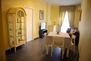 Alquiler Vacacional - CAMPANA HOUSE CENTRAL STATION NAPLES
