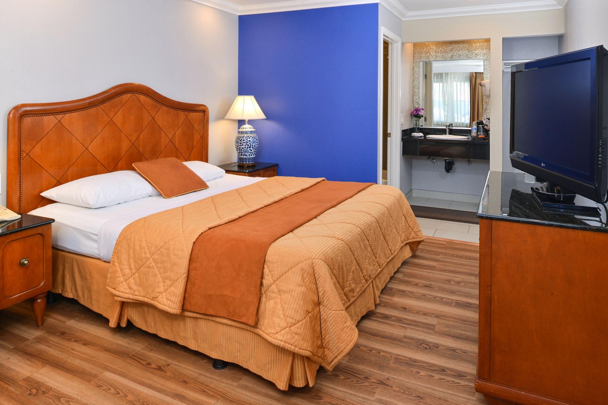 Varios Highlander Motel