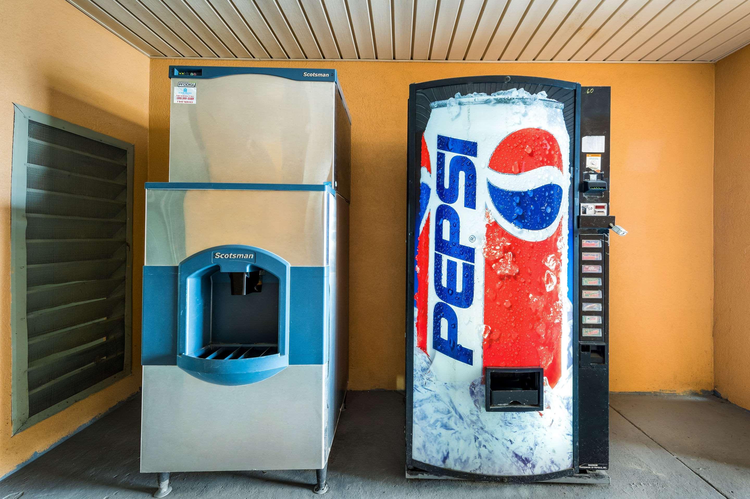 Vista Exterior Quality Inn Cullman I-65 Exit 310