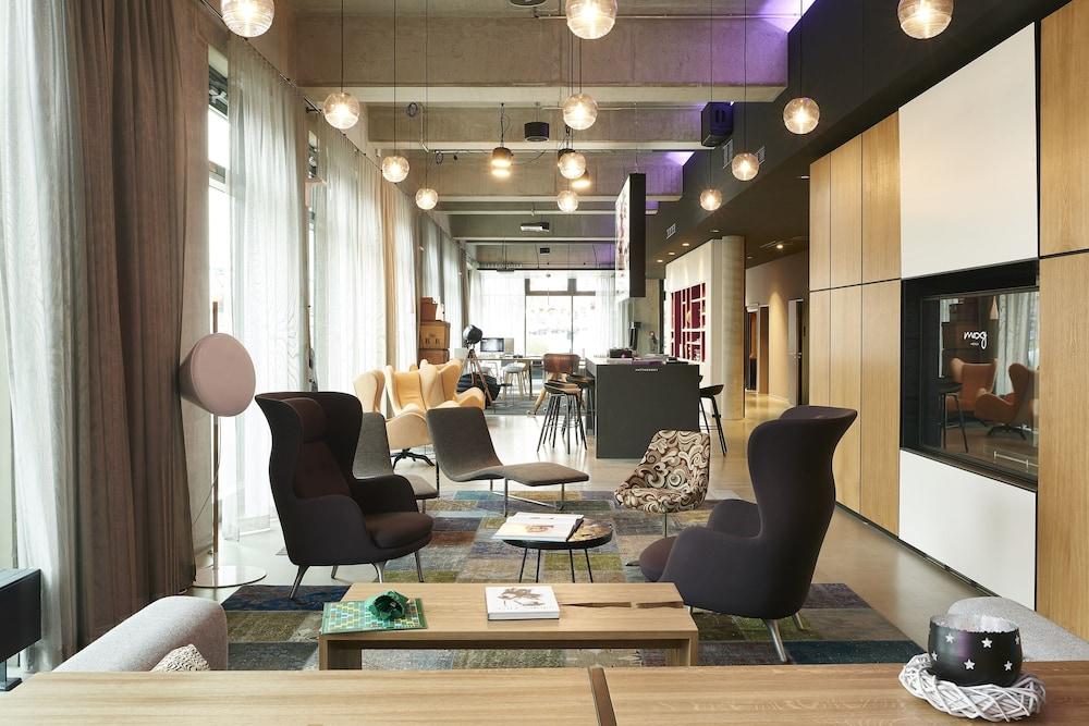 Hotel Moxy Berlin Ostbahnhof