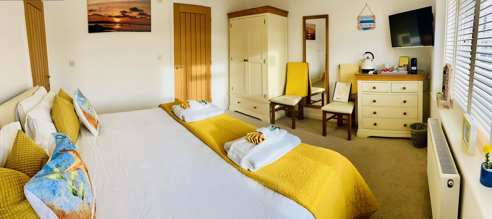 Varios Avon Beach Bed and Breakfast
