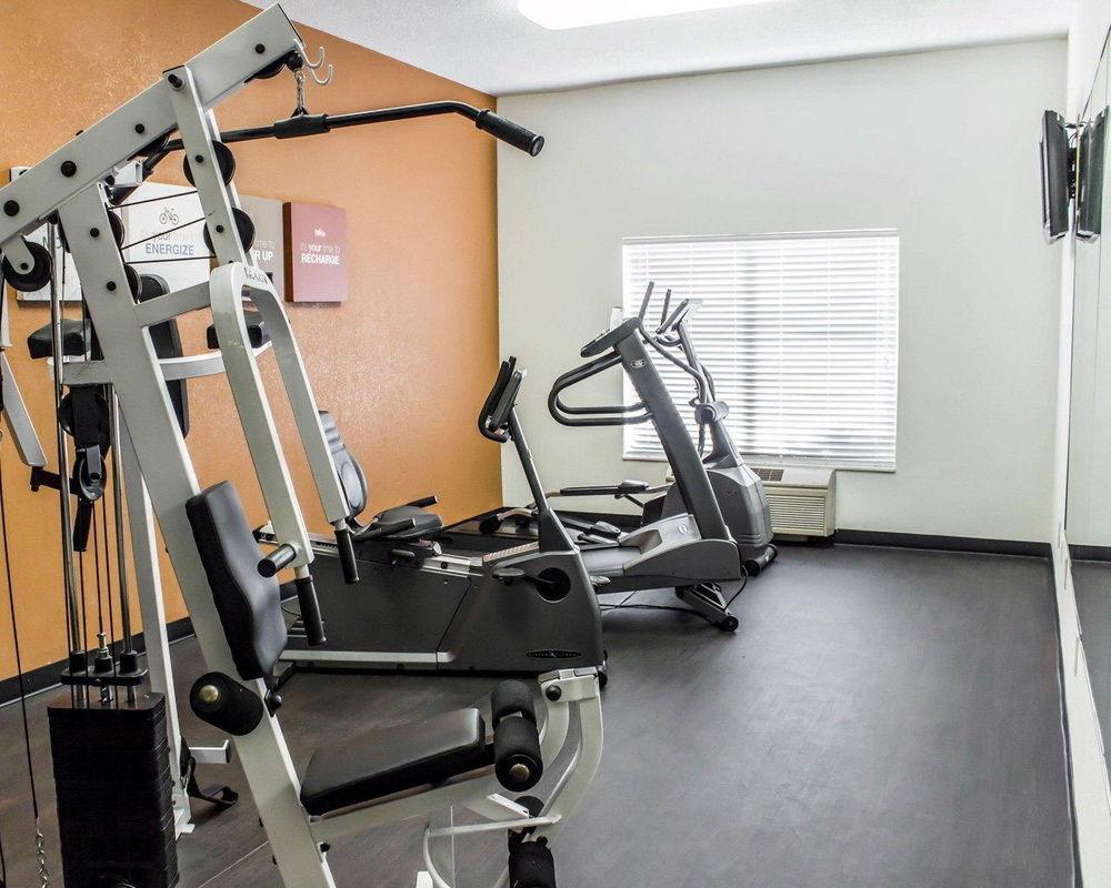 Gimnasio Quality Suites Graham