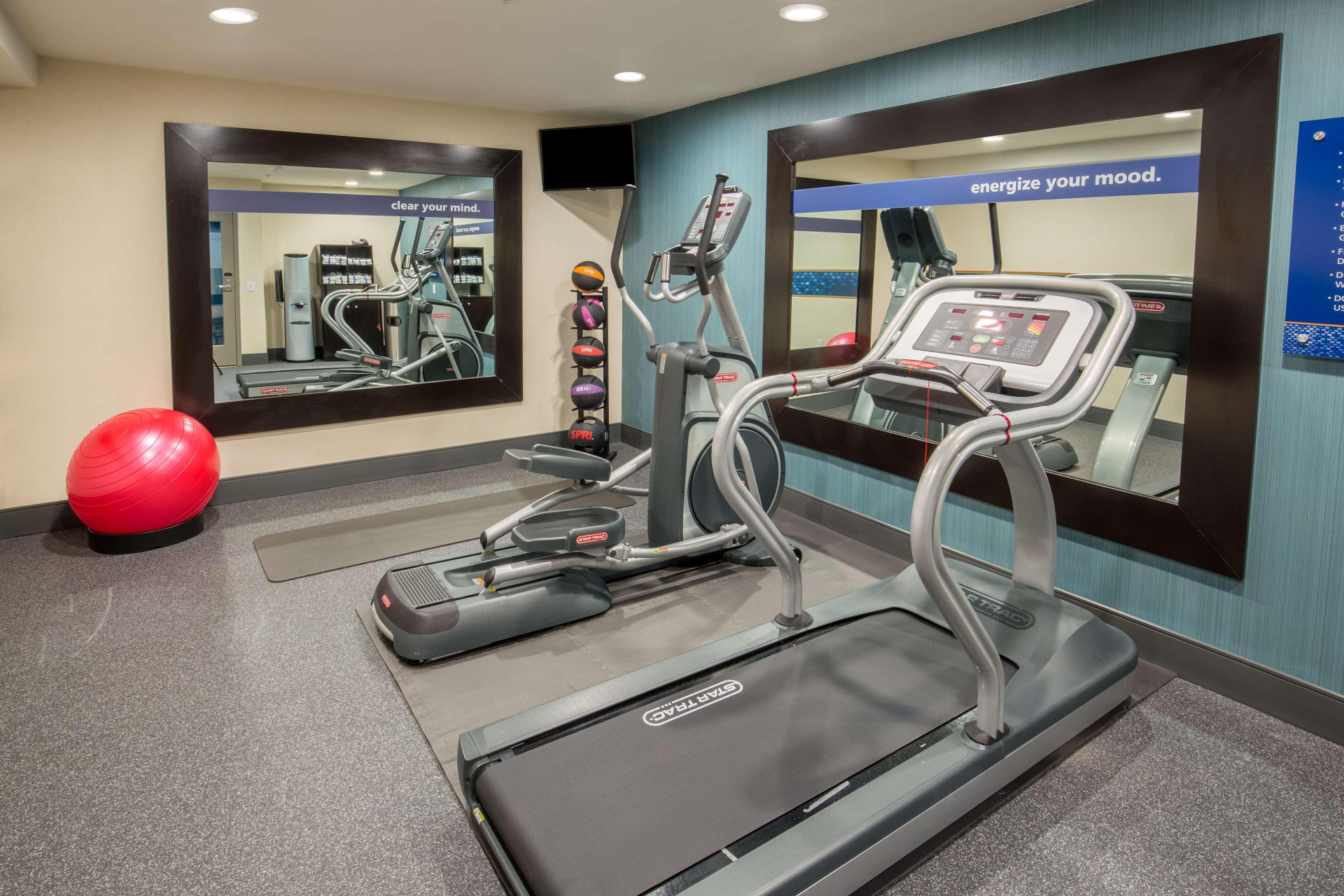 Instalaciones Recreativas Hampton Inn Monterey