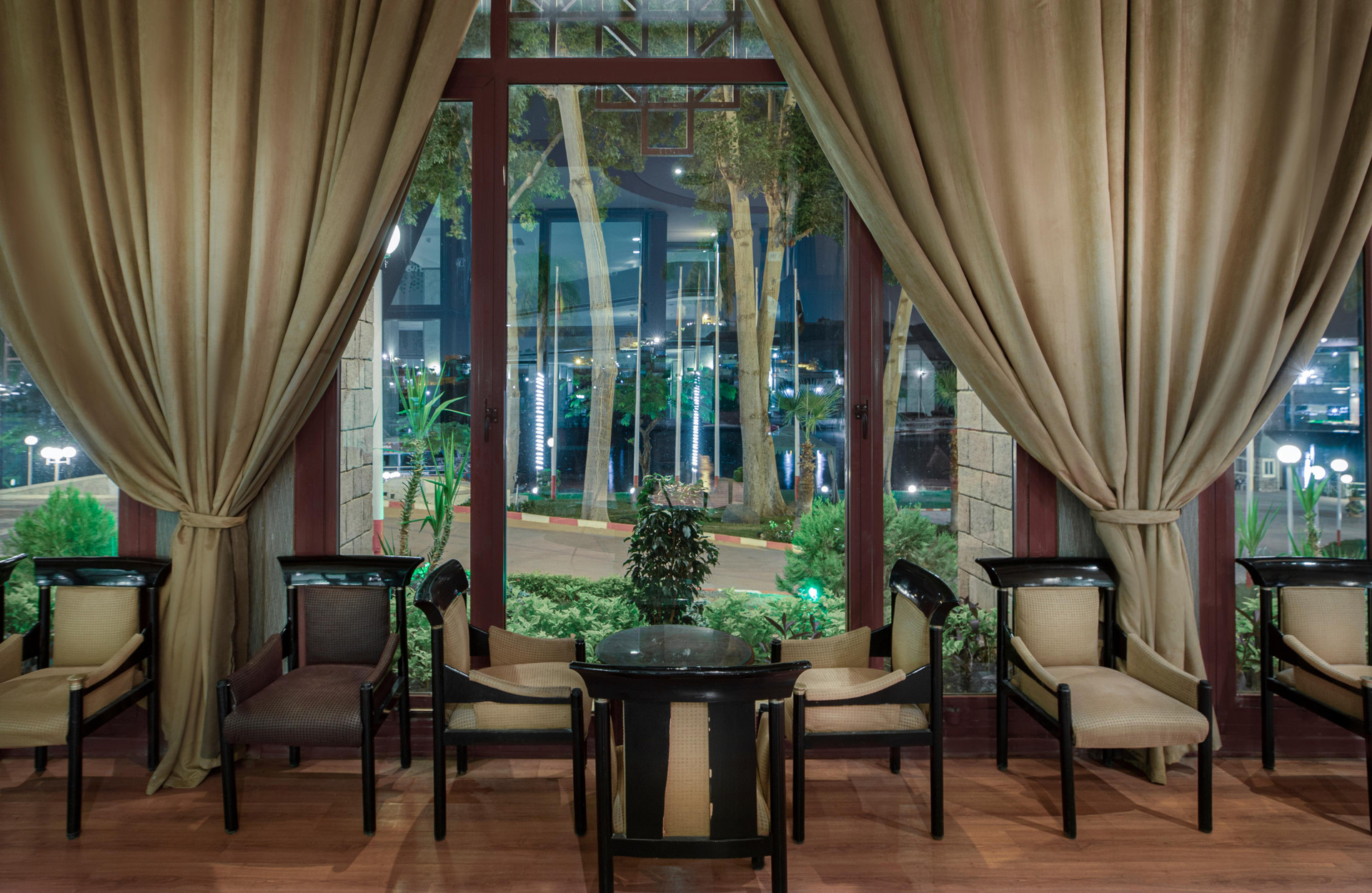 Vista Lobby Pyramisa Isis Island Hotel & Spa