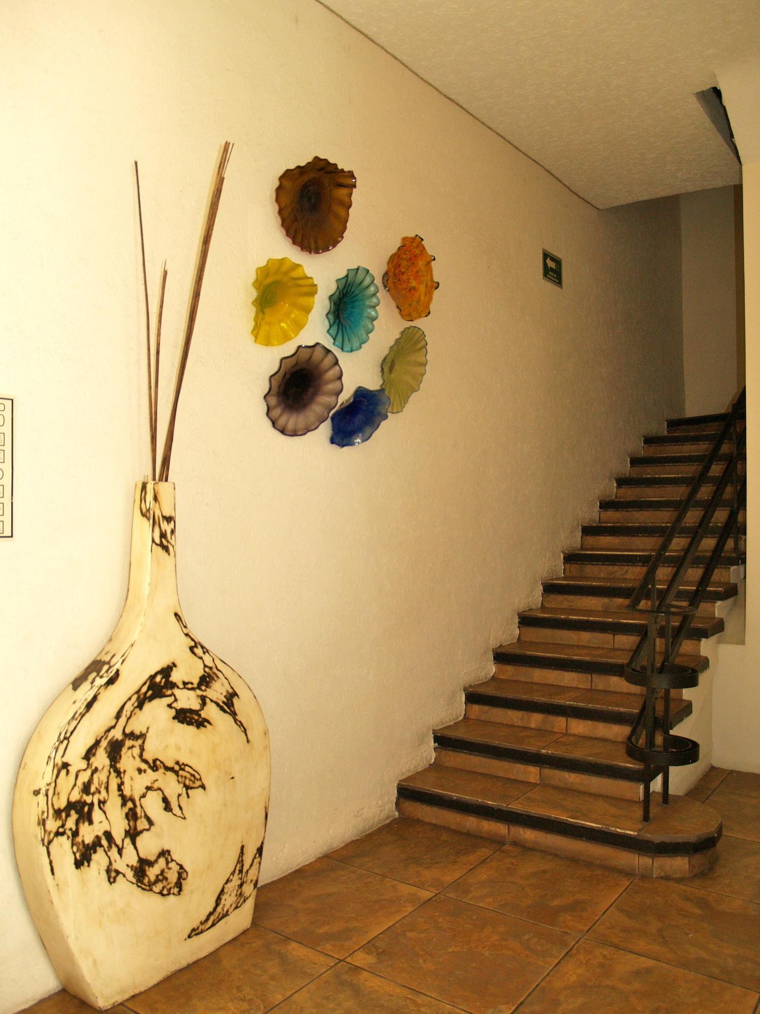 Varios Hotel And Suites Galeria