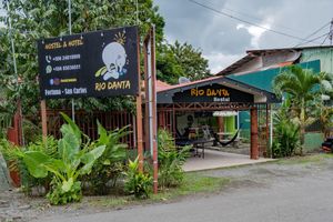 Alojamiento - Río Danta Hostel