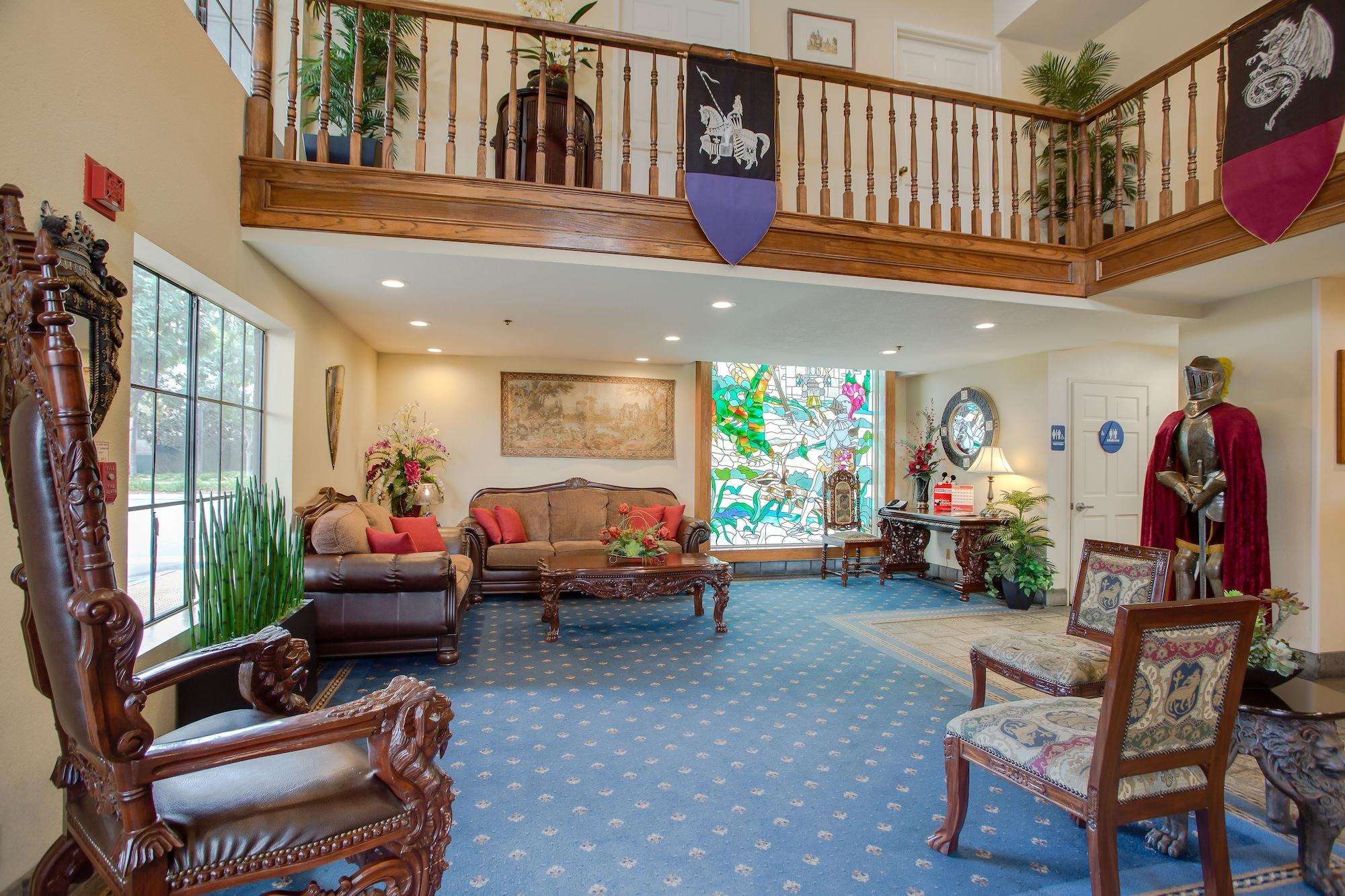 Vista Lobby Castle Inn and Suites