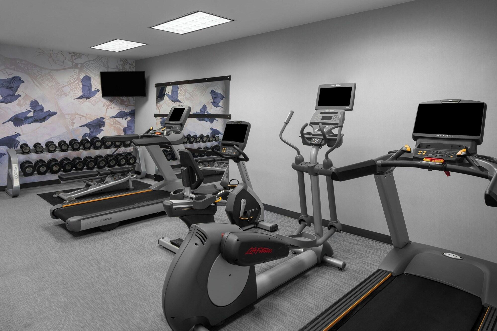 Gimnasio Courtyard by Marriott Santa Clarita Valencia