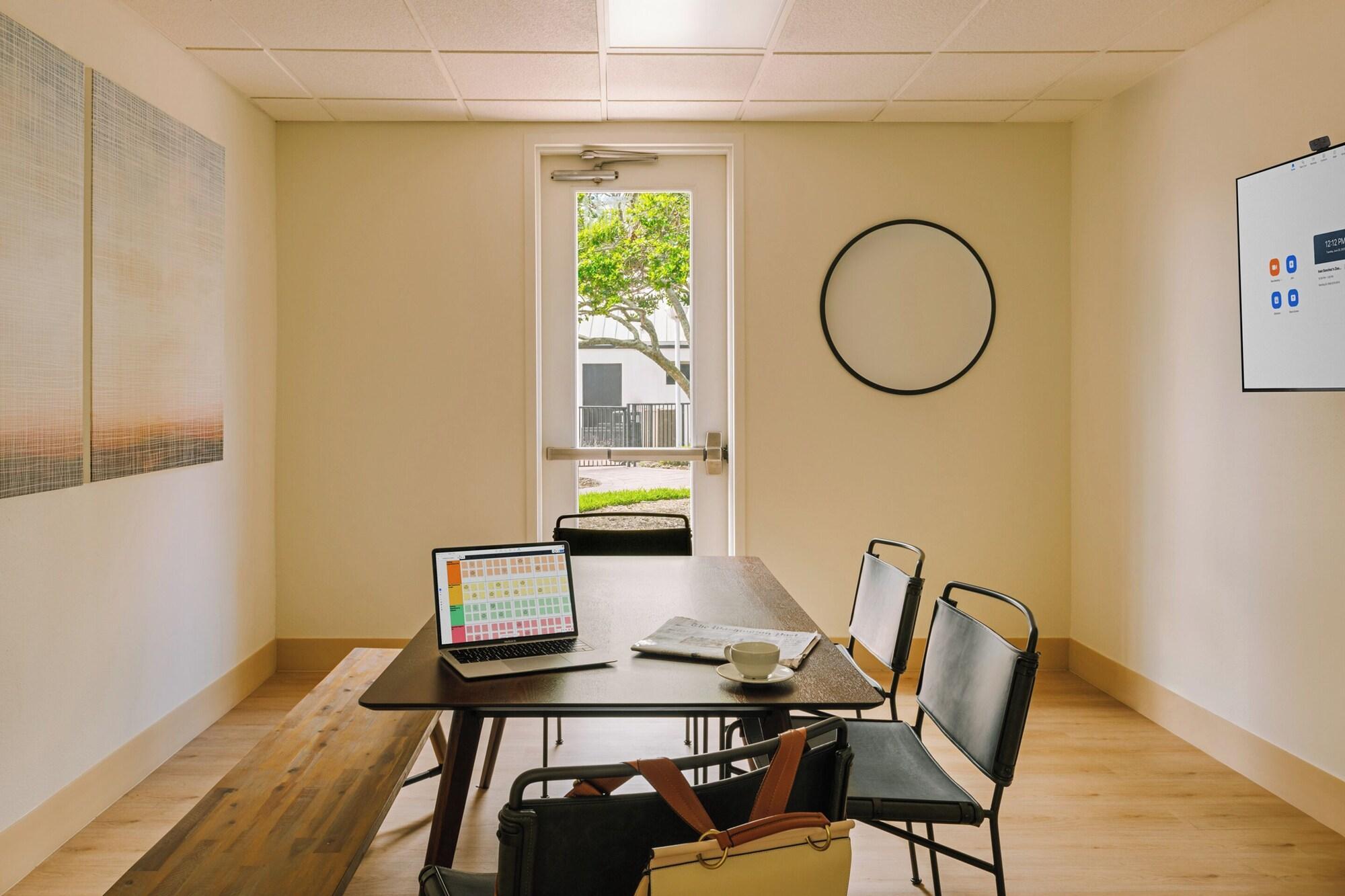 Centro de Negocios Voco Kissimmee Orlando By IHG