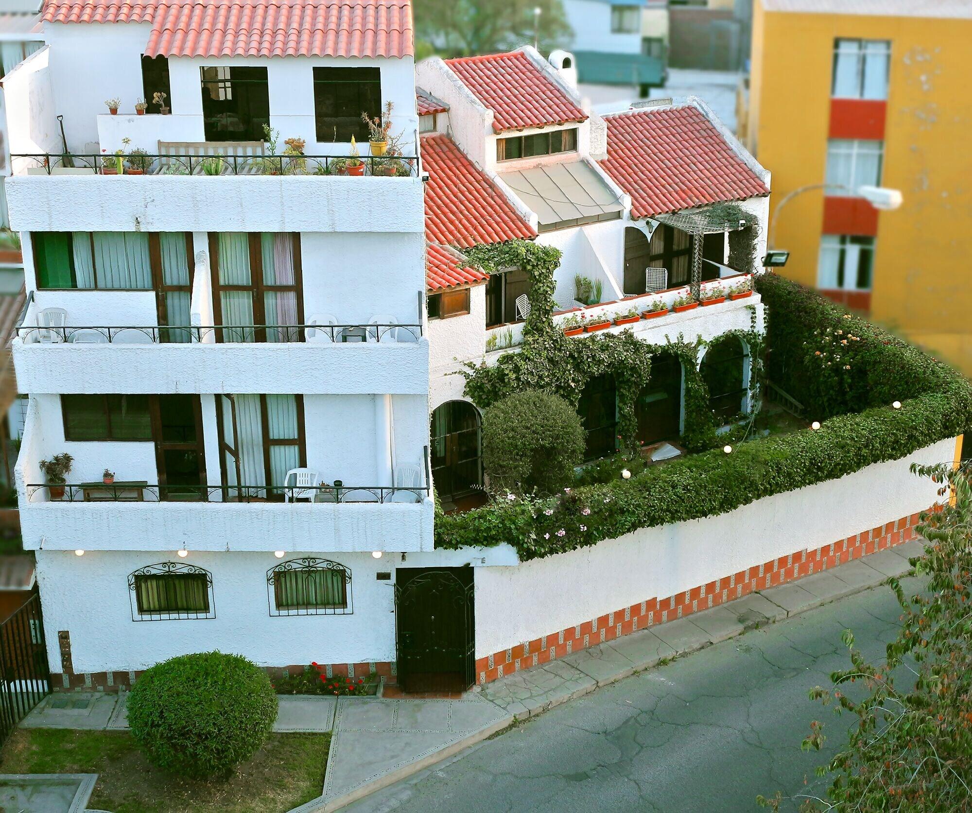 Varios La Casa de Tin Tin