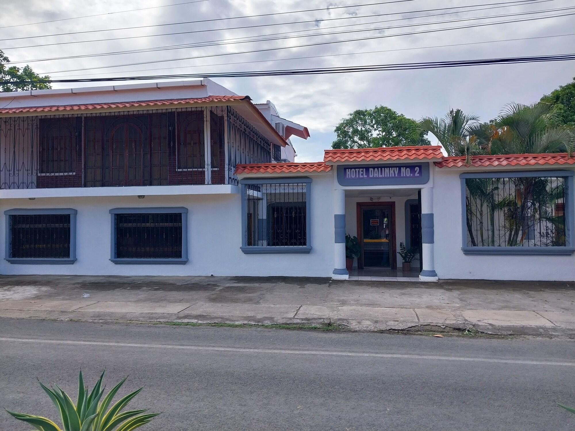 Vista Exterior Hotel Dalinky Numeró 2