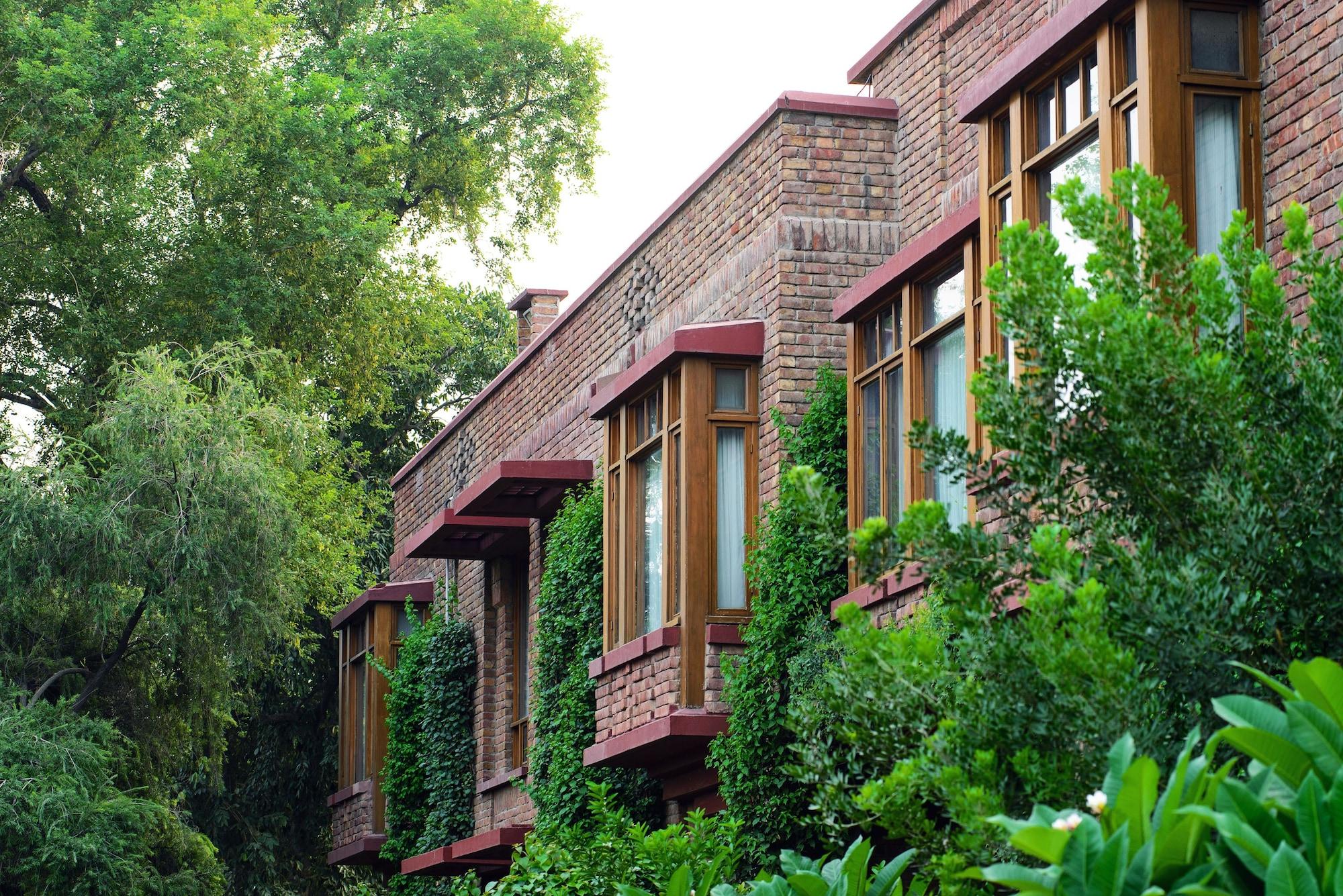 Vista Exterior Faisalabad Serena Hotel