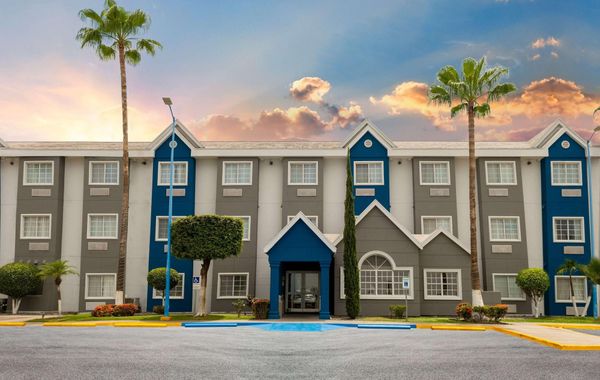Microtel Inn & Suites by Wyndham Culiacan