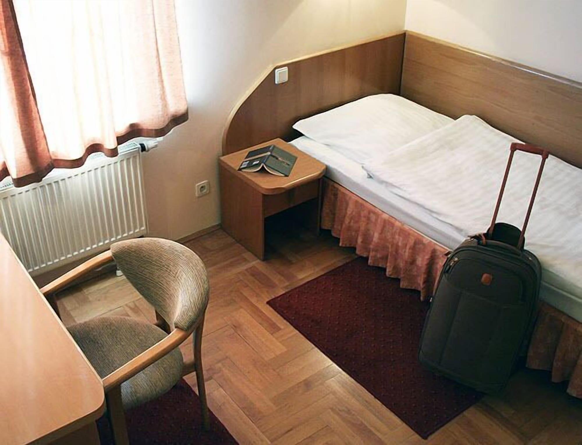 Habitación Hotel Bielany