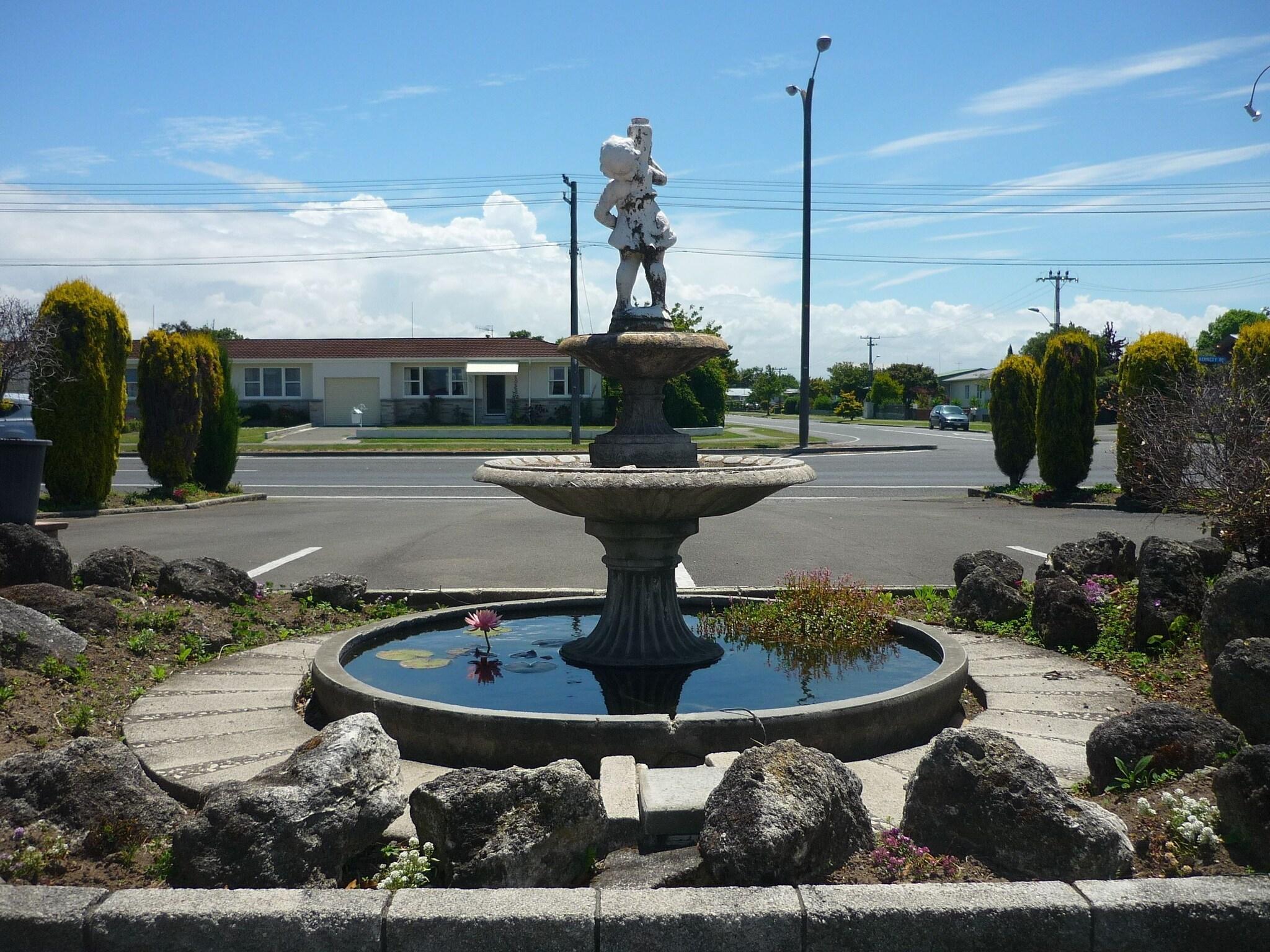 Varios Spanish Lady Motel