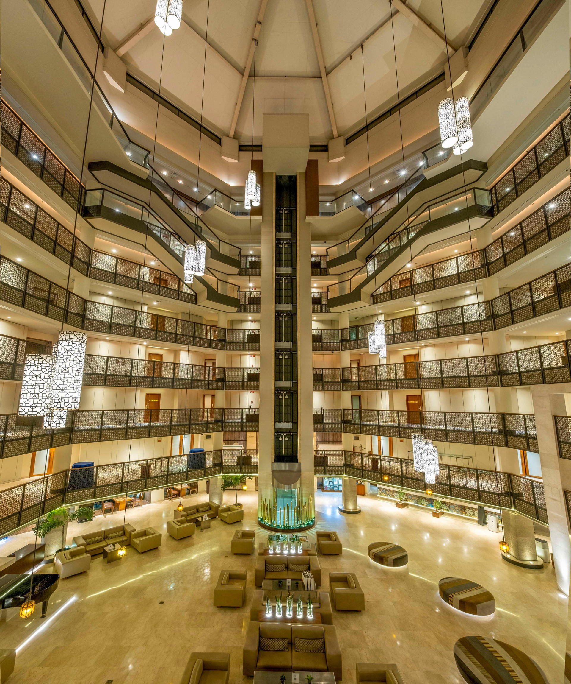 Vista Lobby Radisson Blu Dhaka Water Garden