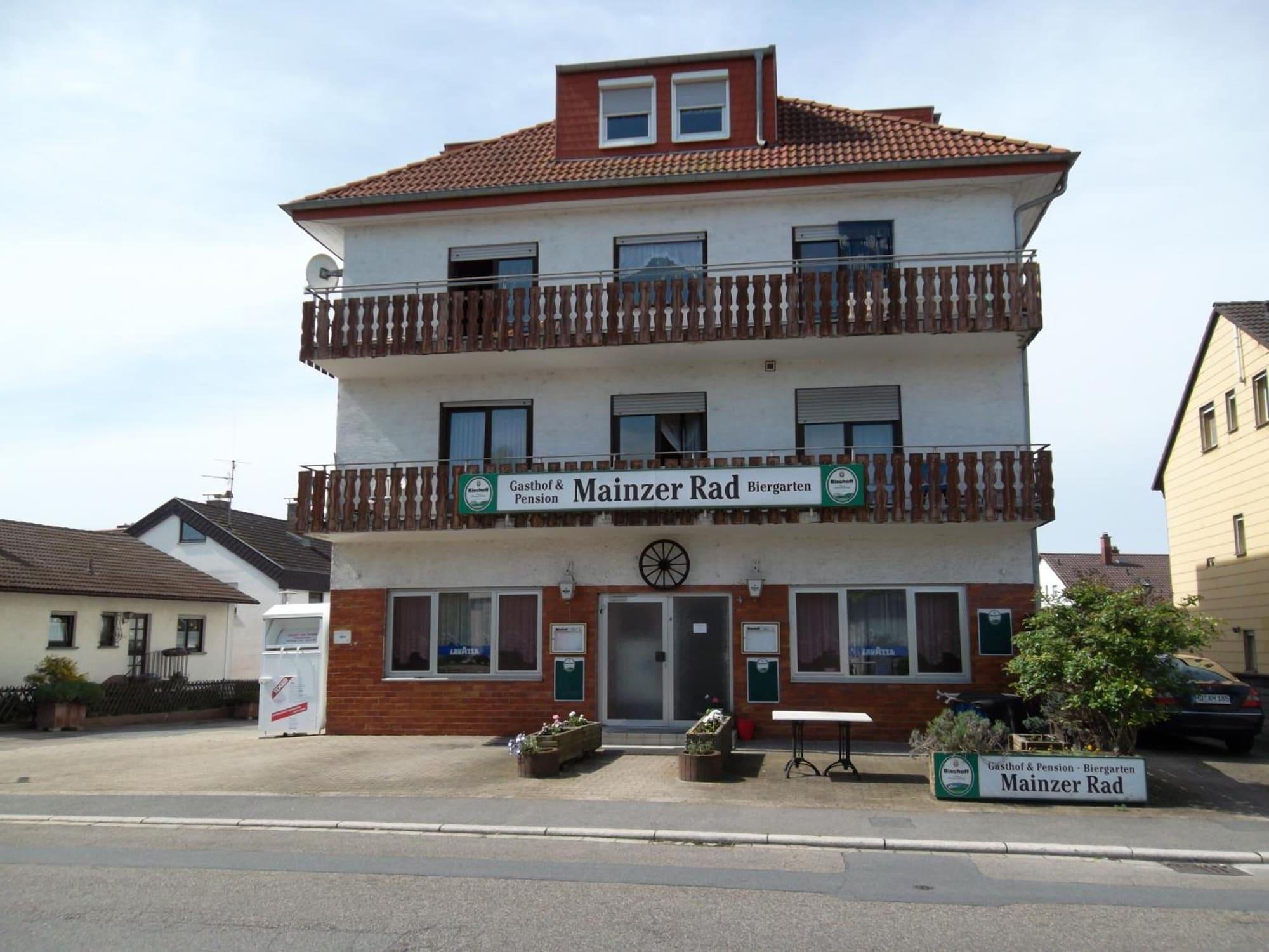 Vista Exterior Pension Mainzer Rad