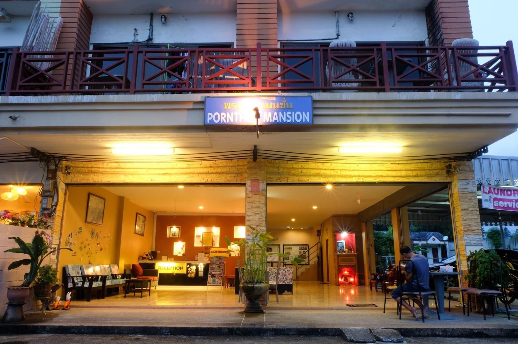 Vista Exterior Pornthep Mansion