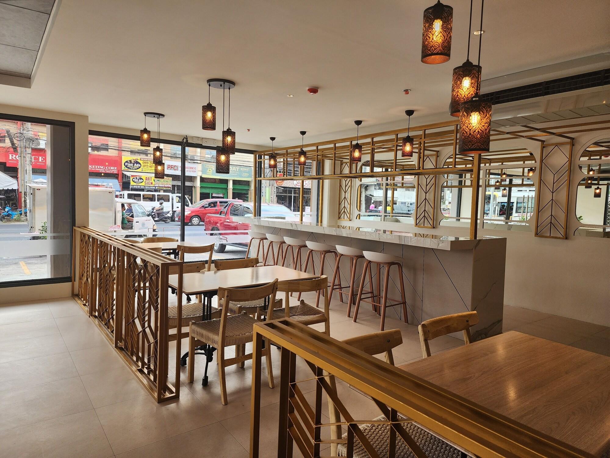 Restaurant TRAVELITE EXPRESS HOTEL LA UNION