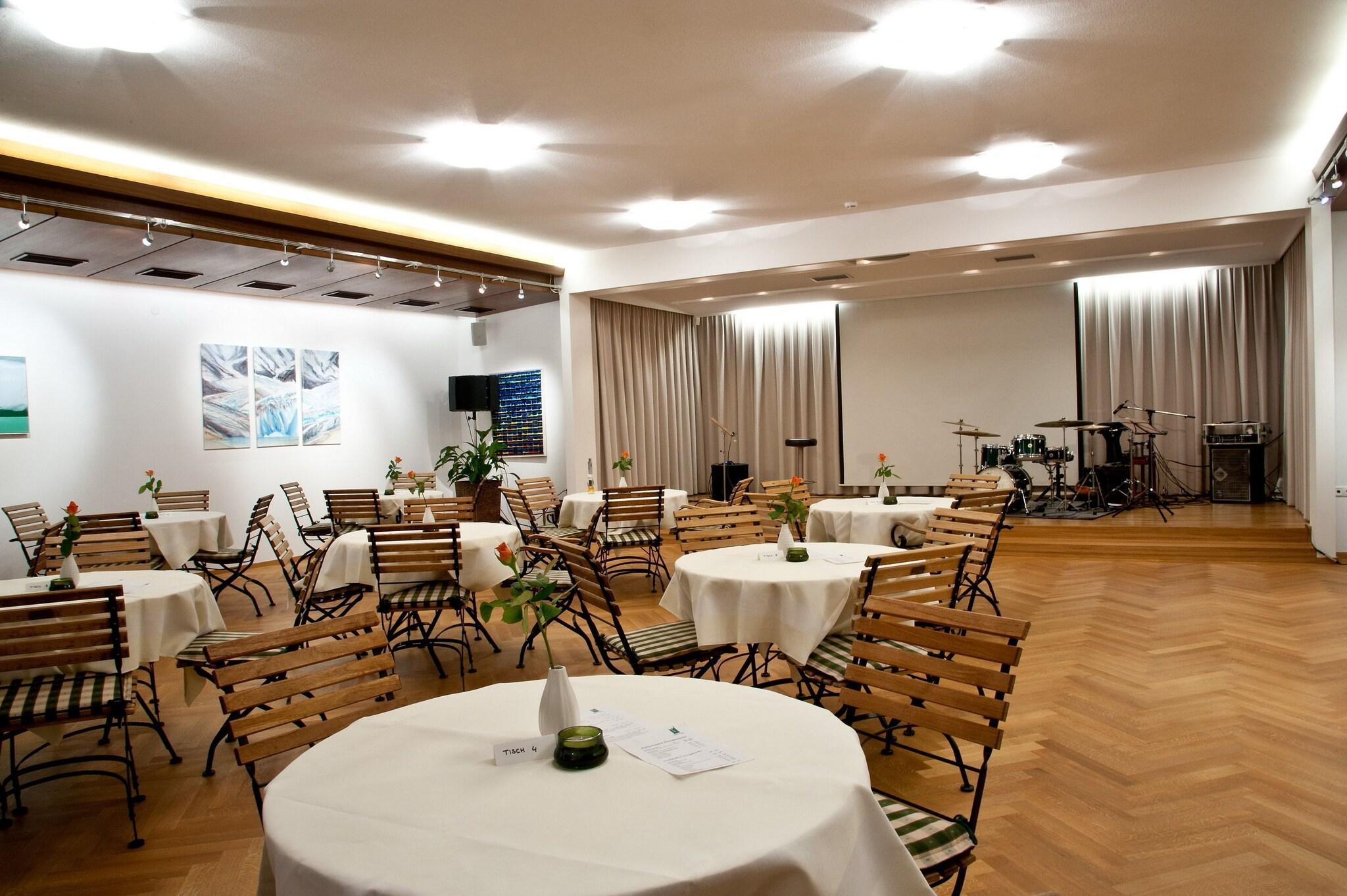 Bar/Salón Felbermayer