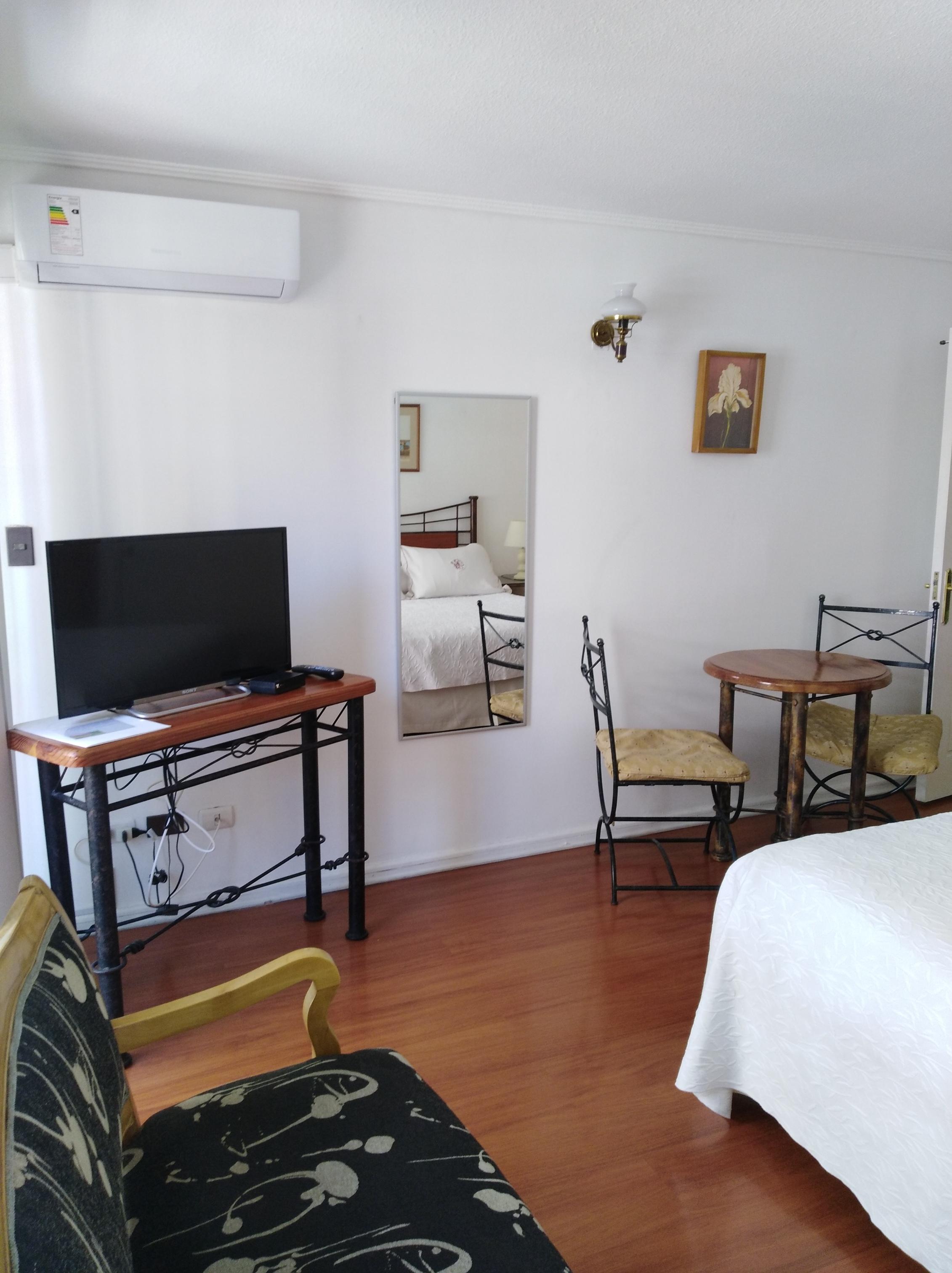 Habitación Room Apart Escuela Militar