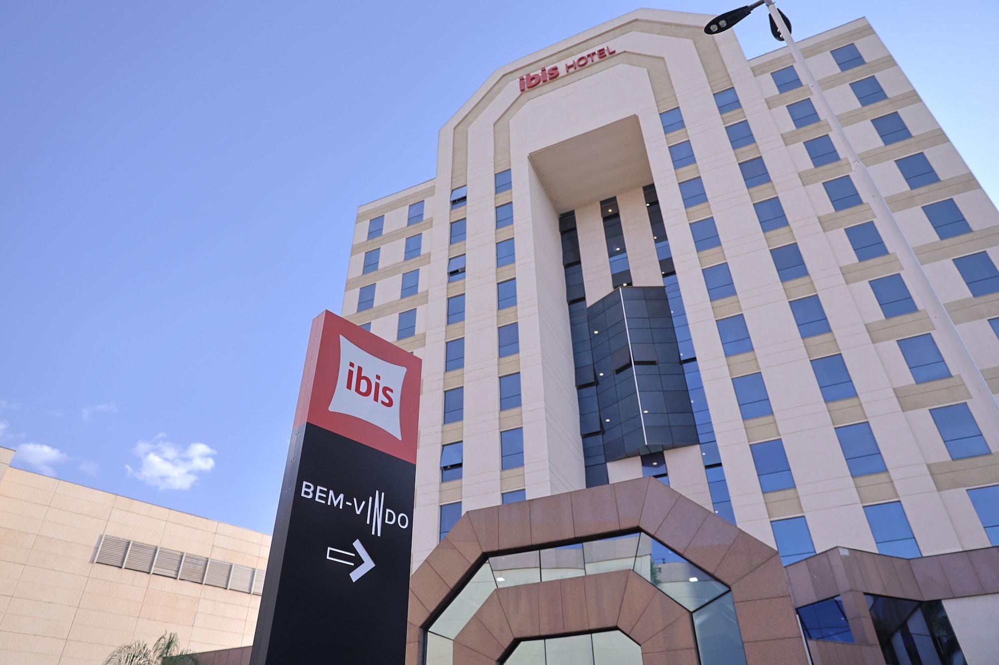 Vista Exterior ibis Ribeirao Preto Shopping