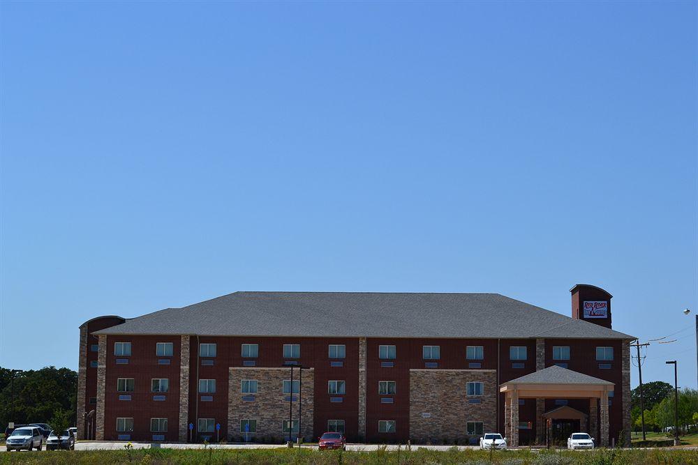 Vista Exterior Red River Inn And Suites
