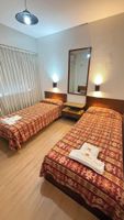 Alojamiento - Diplomat Hotel