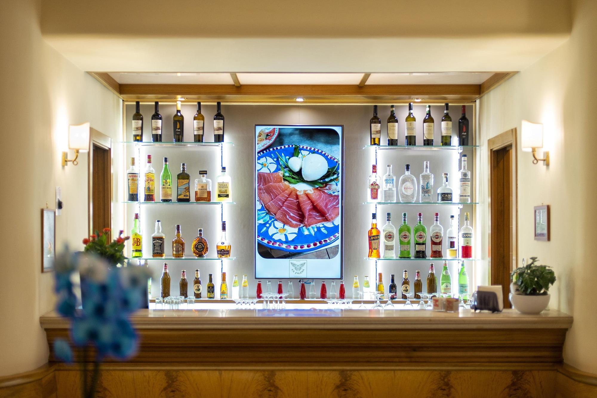 Bar/Salón Grand Hotel Europa