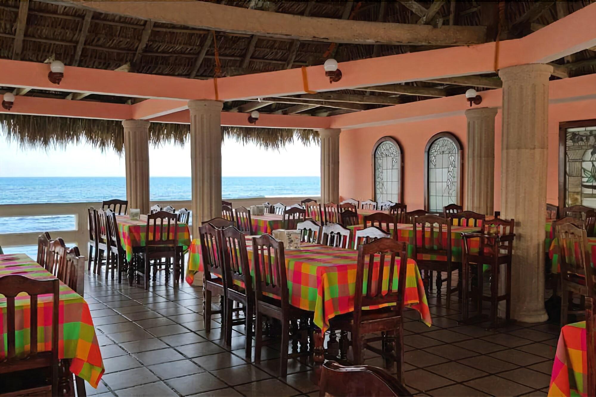 Restaurant Canadian Resorts Veracruz