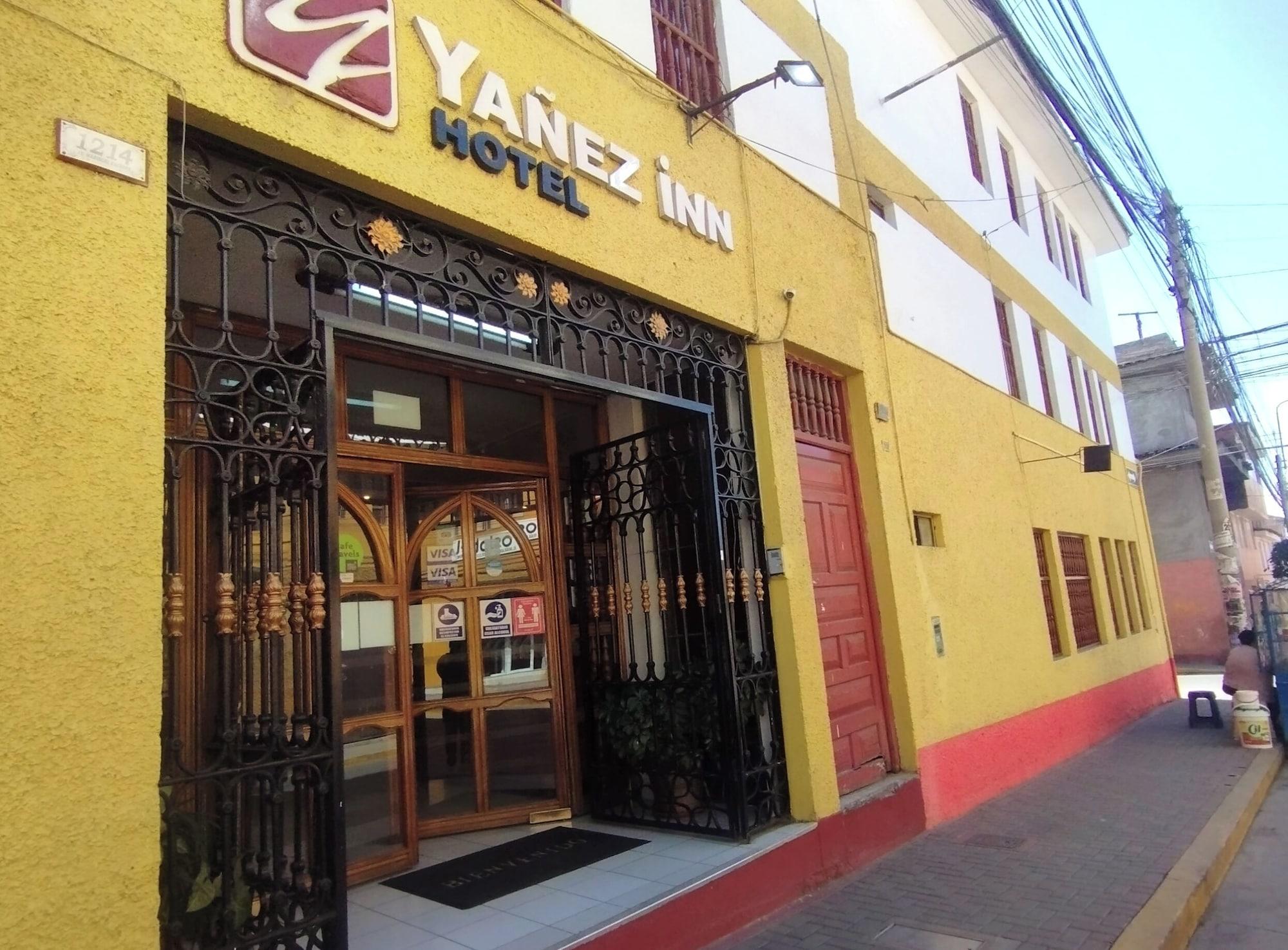 Vista Exterior Hotel Yañez Inn