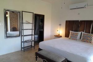 Alojamiento - Cozy & Private Retreat -- overlooking mountain and sea views