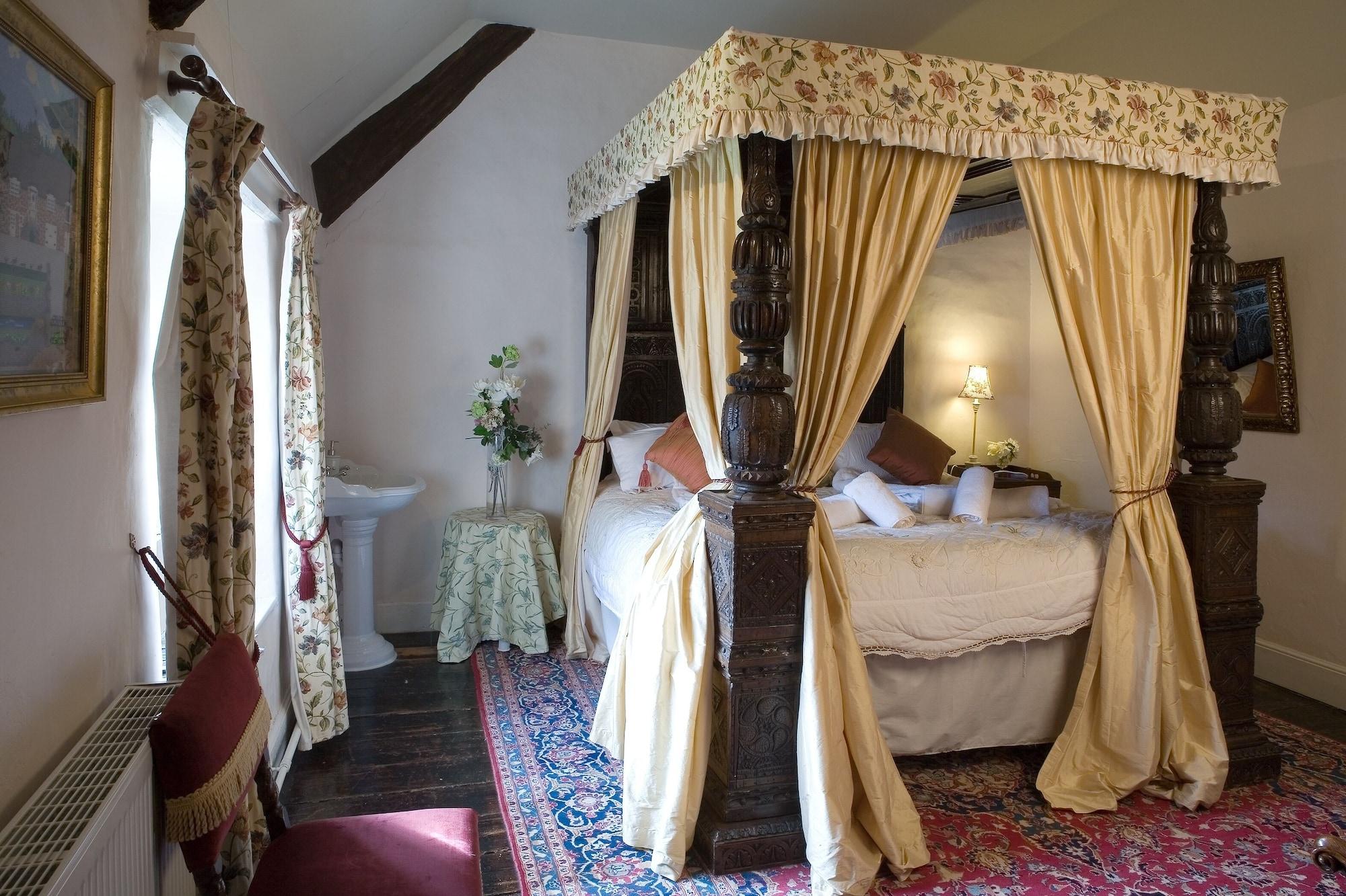 Varios Bickleigh Castle Hotel