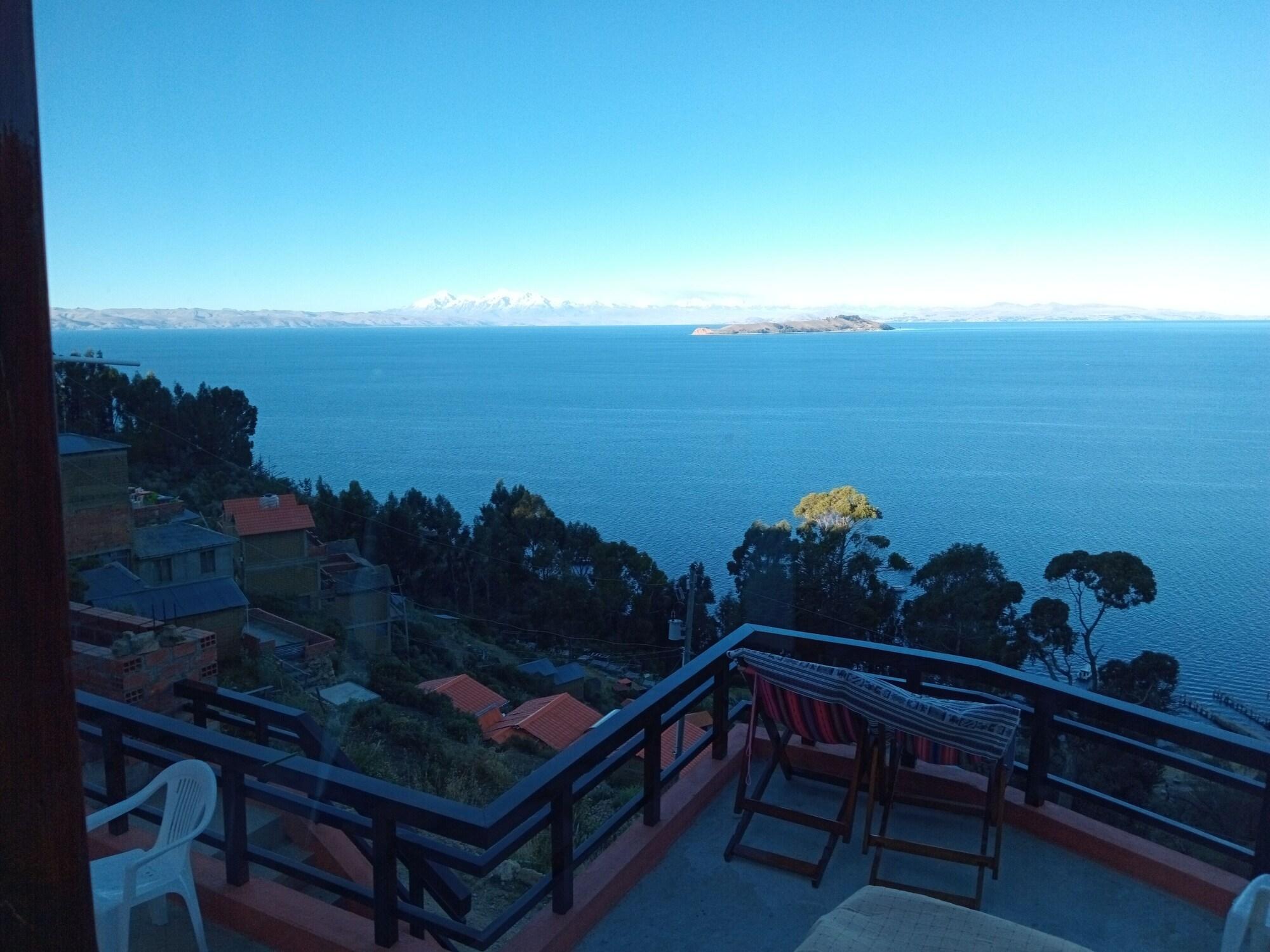 Equipamiento de Habitación Sol y Luna Lodge Isla del Sol Bolivia