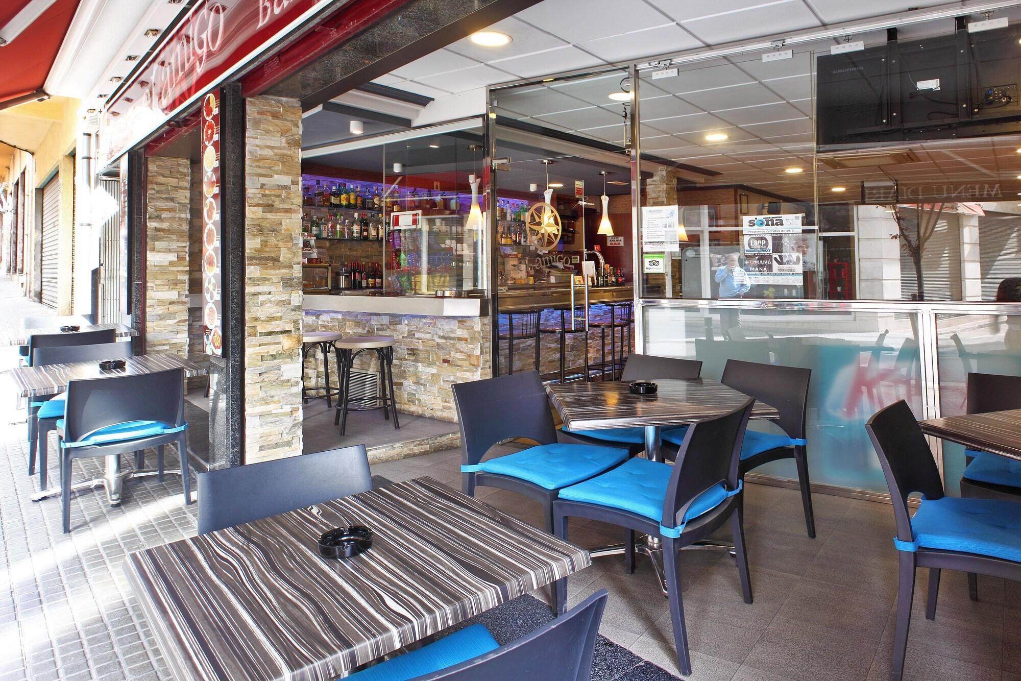 Bar/Salón Pensión El Amigo