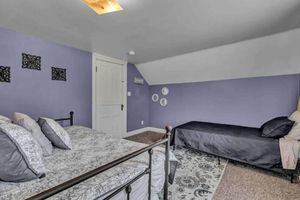 Alquiler Vacacional - RIVEREDGE RETREAT-IN VILLAGE & STEPS FROM RIVER