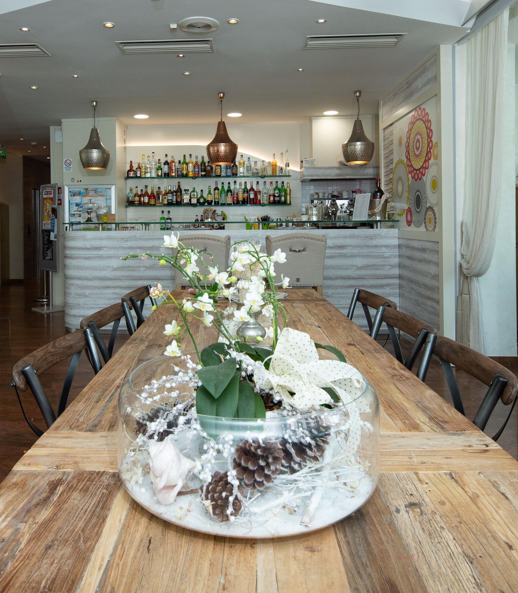 Vista Lobby Best Western Maison B Hotel