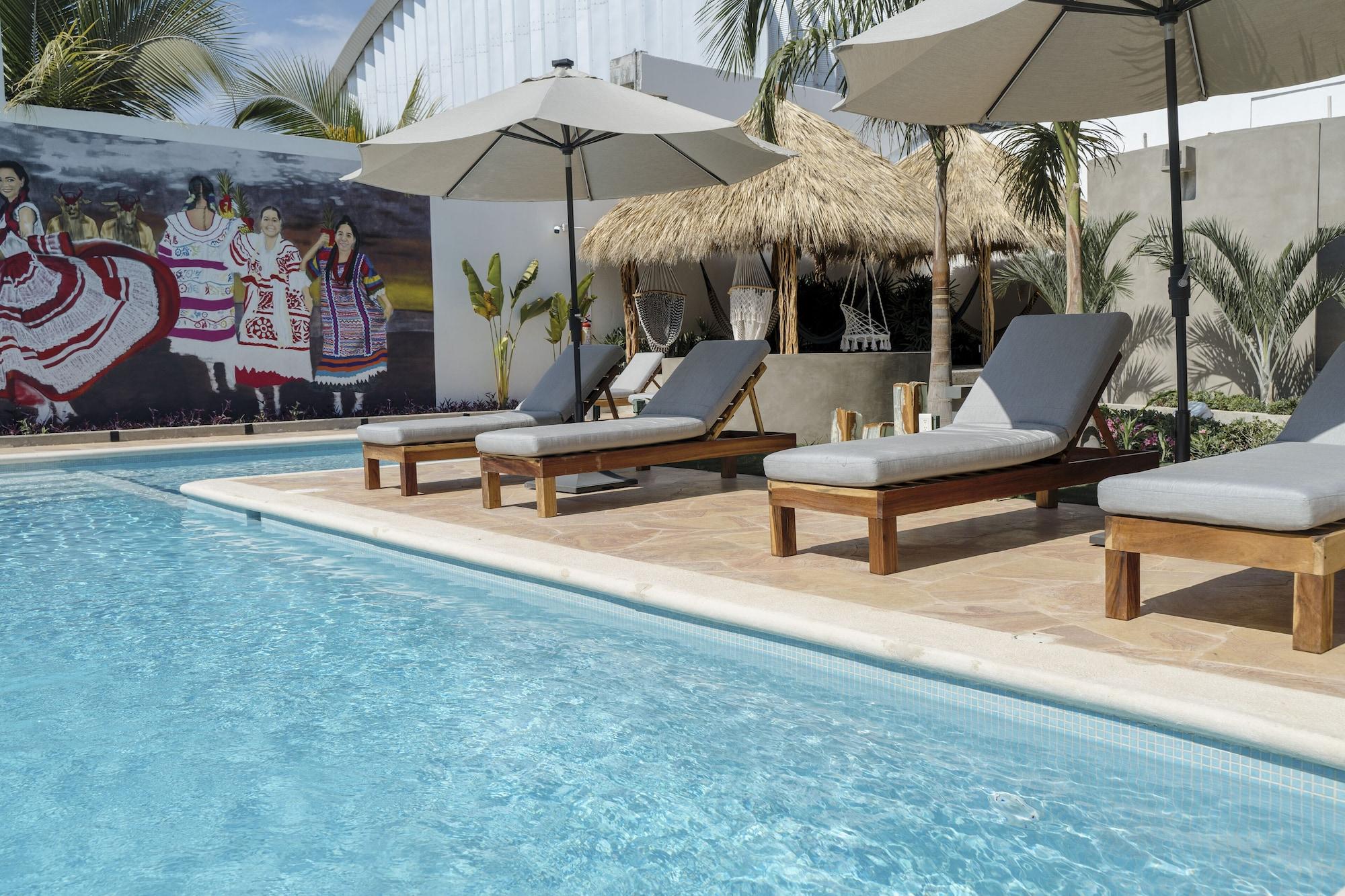 Vista Piscina Hotel Camino Del Sol