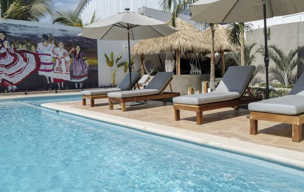 Hotel Camino Del Sol