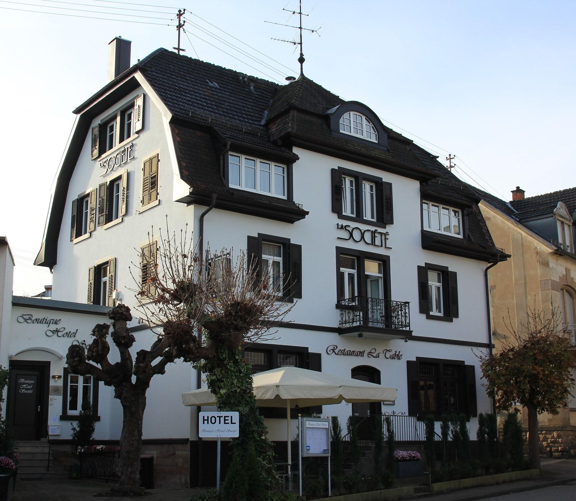 Varios Boutique Hotel Socièté