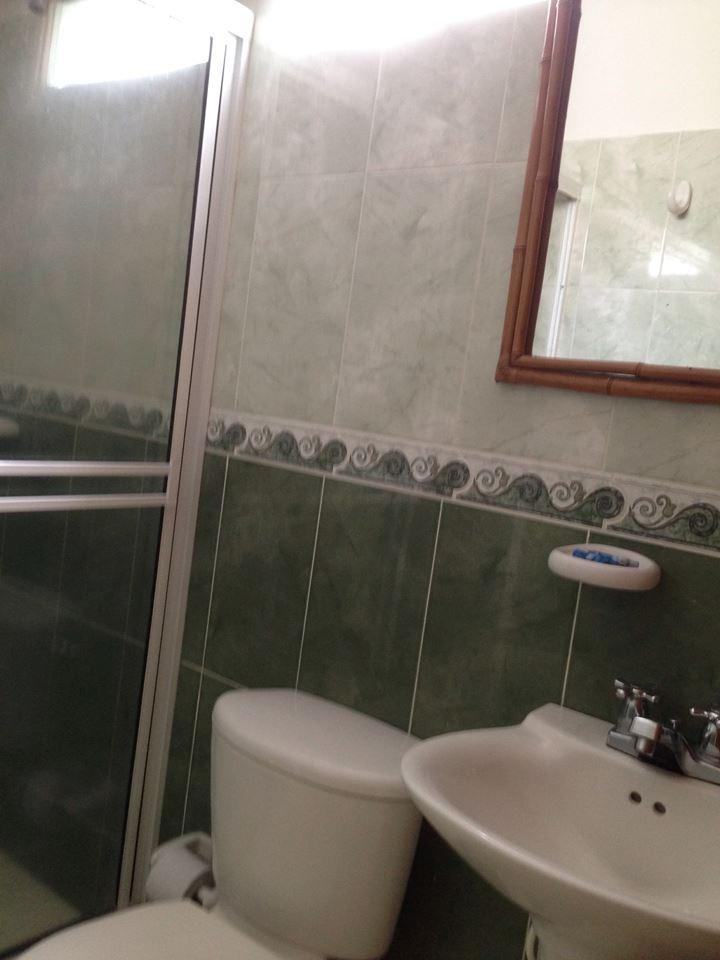 Baño Villa Naloy Cabins