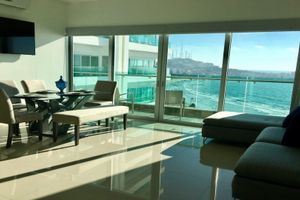 Alquiler Vacacional - TORRE EME LUXURY CONDO