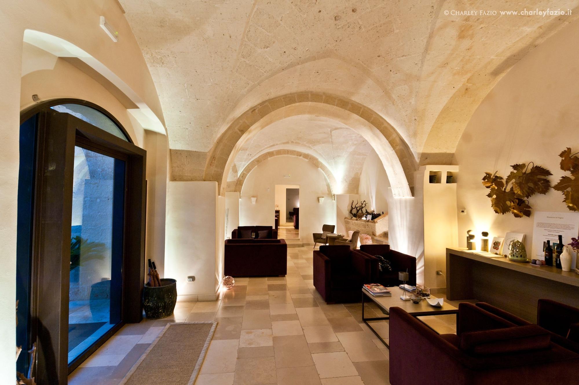 Vista Lobby Masseria Le Fabriche