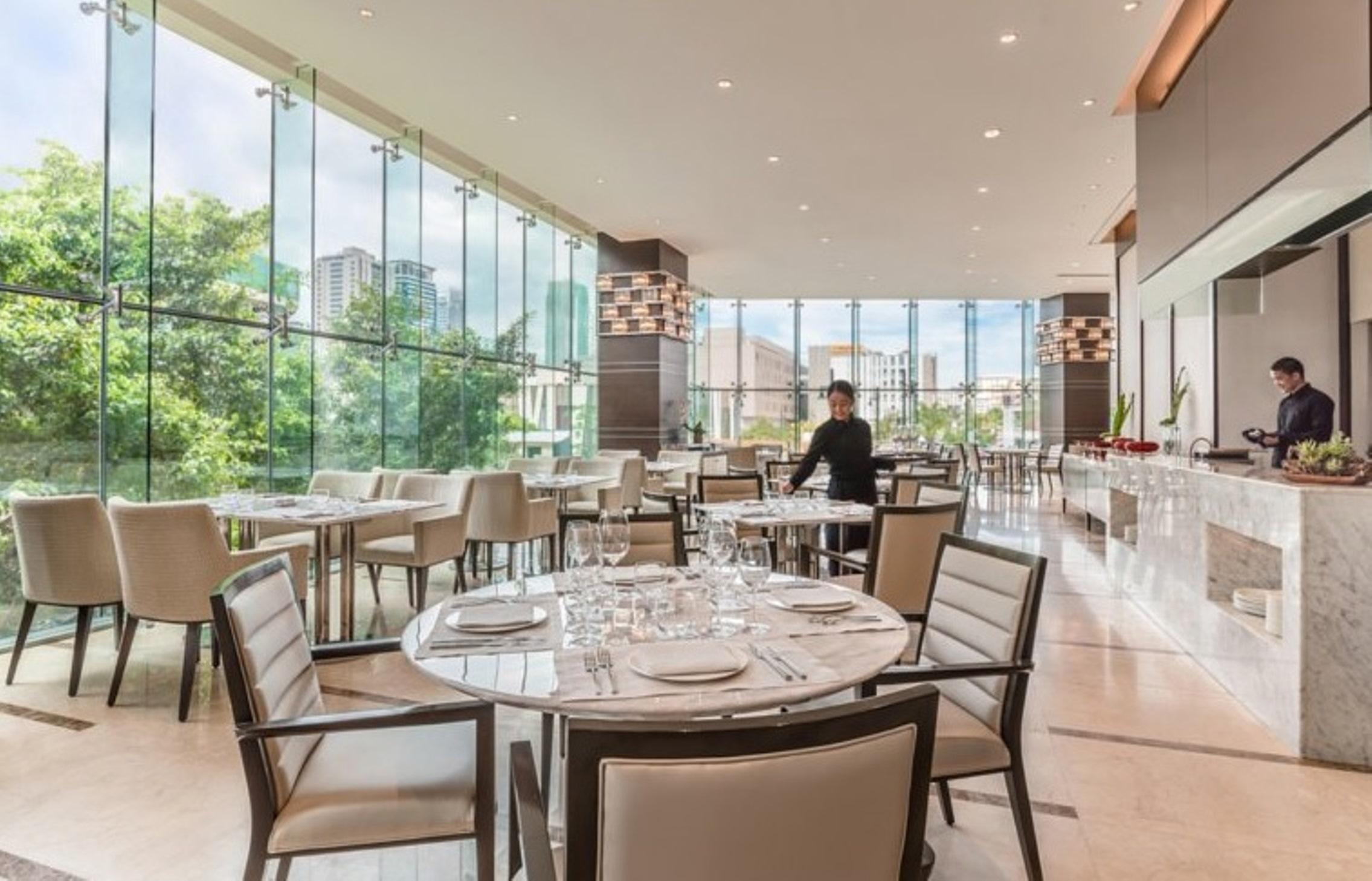 Restaurant Ascott Bonifacio Global City Manila